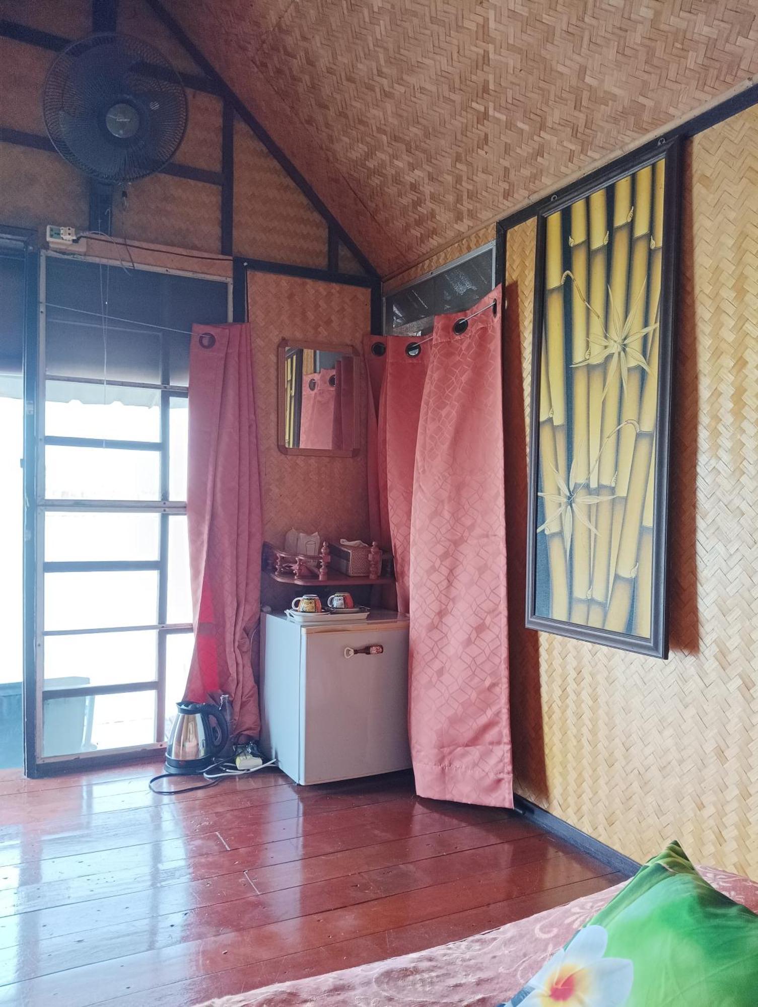 Hidden Holiday House Ban Don Faek 部屋 写真